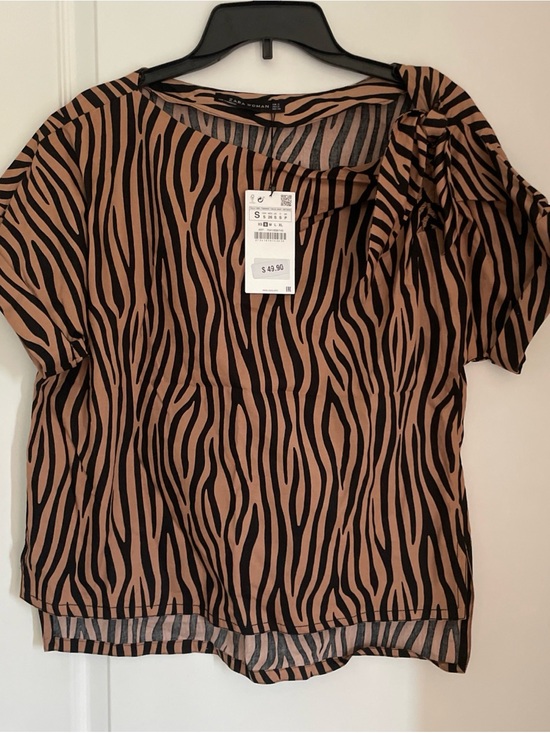 Zara Tops - NWT ZARA Women's Leopard Print Short Sleeve Top Shirt Blouse S